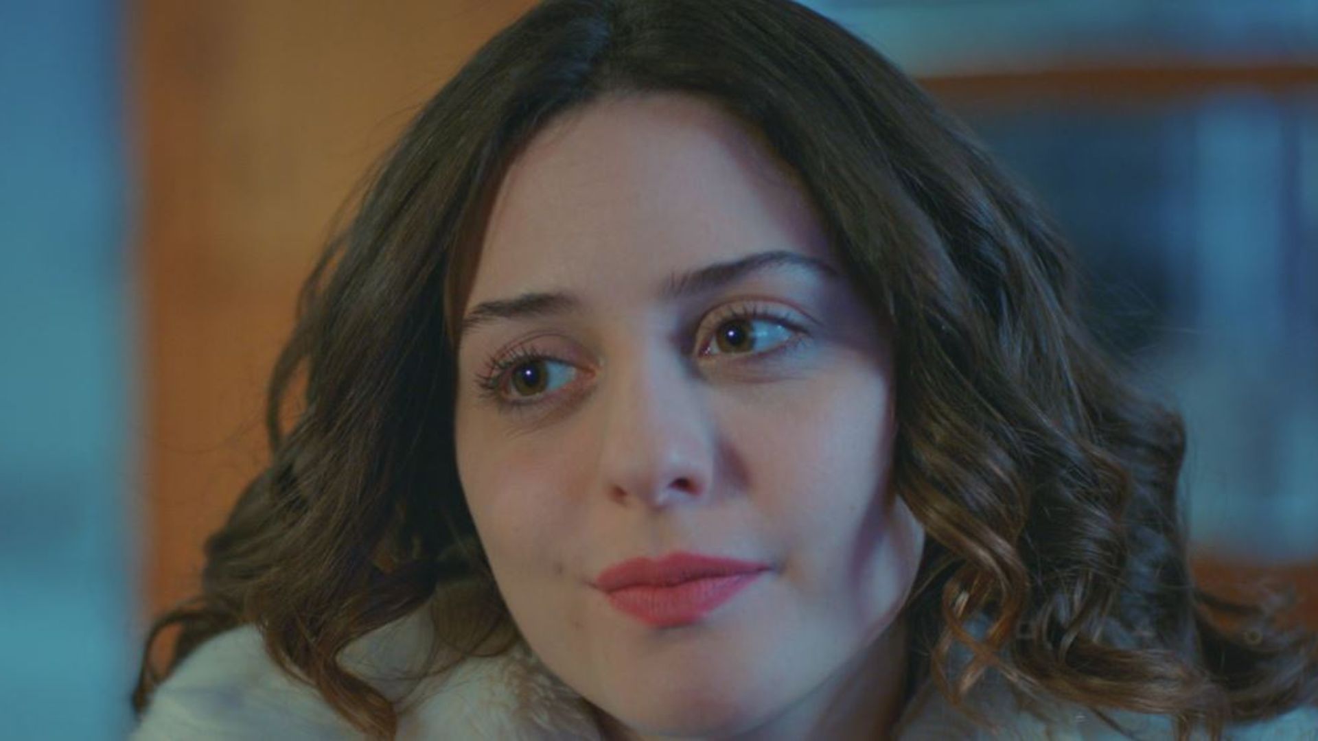 Ayşegül, Can'a duygularını açıklıyor