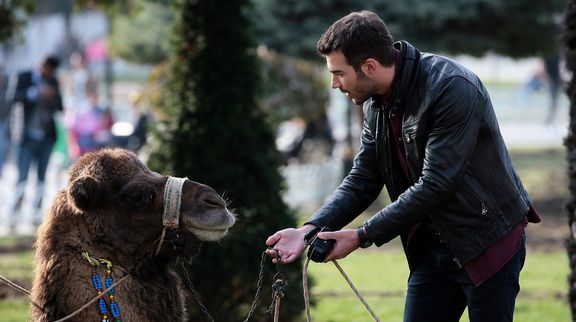 "Ezra" tekrar bölümüyle Show TV'de!