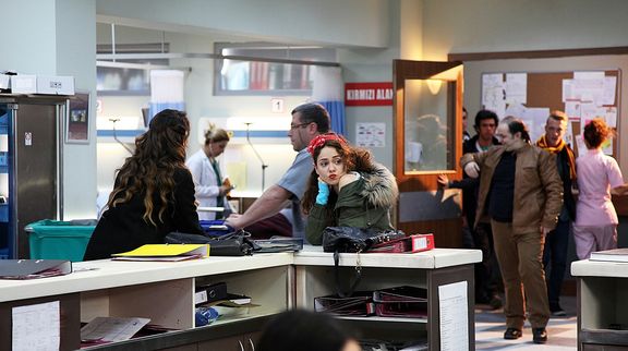 Nisan ve Sinan arasındaki ipler geriliyor