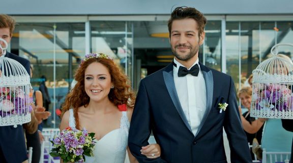 Acil Aşk Aranıyor yeni sezonuyla yakında Show TV'de!