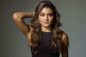 Hande Erçel'in Instagram Paylaşımları