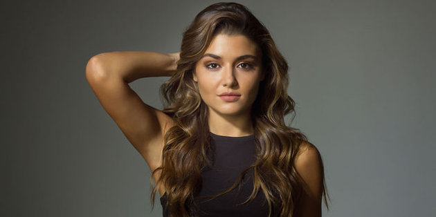 Hande Erçel'in Instagram Paylaşımları