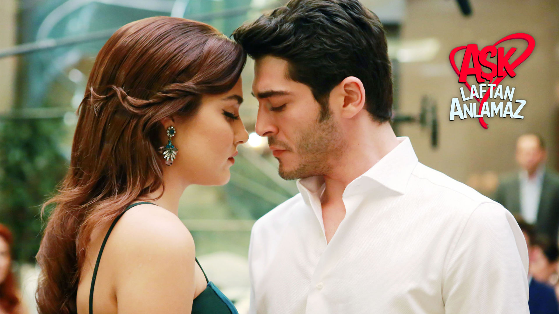 Ask Laftan Anlamaz
