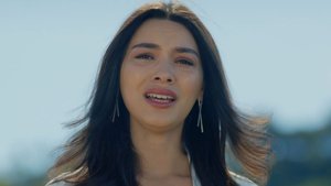 Elif uçurumun kıyısında!