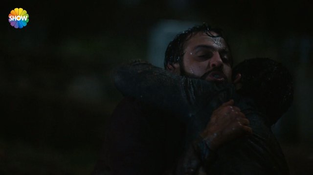 12- ''Biliyorum babamın oğlu!'' Tıkla İzle