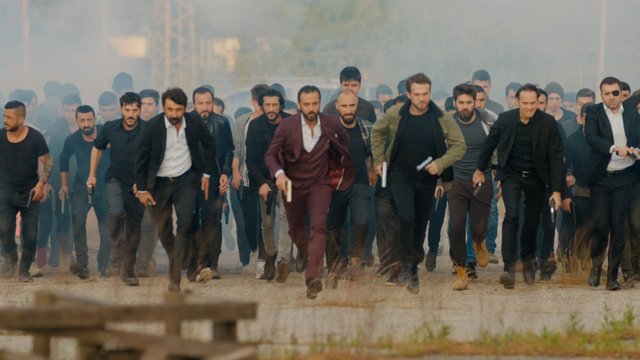 “Çatapat başlasın!” Tıkla İzle!