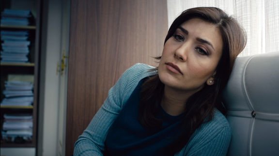 Deniz Bolışık kimdir?