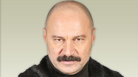 Kürşat Alnıaçık kimdir?