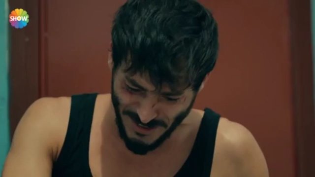 "Koskoca İdris Baba'yı yedin yine doymadın mı karnı büyük koca dünya..."
