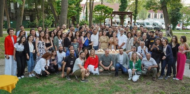 Sezon finali yapacak Aziz'in son set gününden renkli kareler!