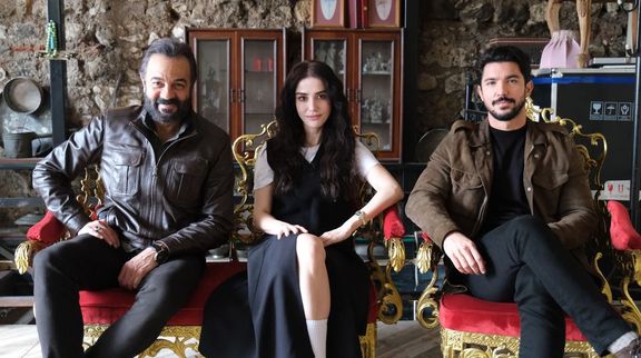 Sipahi'nin başrol oyuncuları Kaan Yıldırım, Özge Gürel ve Kerem Alışık ile keyifli röportaj!