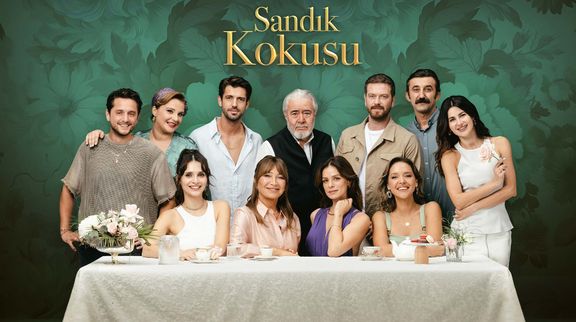 Show TV'nin O3 Medya imzalı sevilen dizisi Sandık Kokusu'nun afişi yayınlandı!