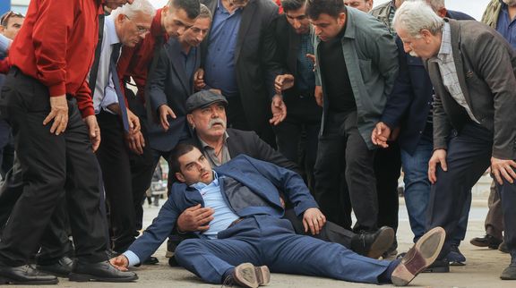 Veliaht soluksuz izlenen son bölümüyle ekranlara geldi!