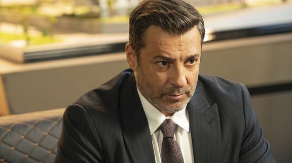 Kızılcık Şerbeti'nde Abdullah ve Salkım evlendi!