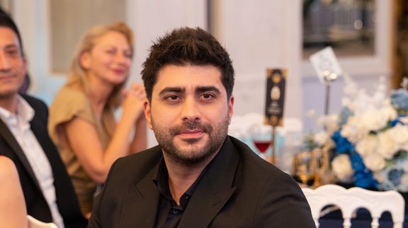 Kızılcık Şerbeti'nde Fatih ve Başak'ın sahte evliliğini aileler öğrendi!