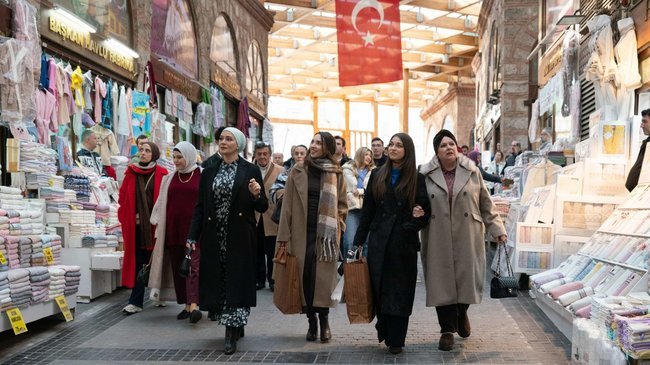 Kızılcık Şerbeti'nin 121. Bölümünde neler olacak?