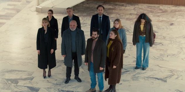 Veliaht'ta Zülfikar Ağa ve Timur'un büyük sırrı otogarda ortaya çıktı!