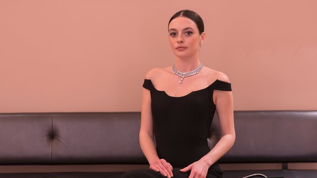 Show TV'nin yeni dizisi Delikanlı'nın Hazan'ı Melis Sezen'in setten ilk kareleri! 