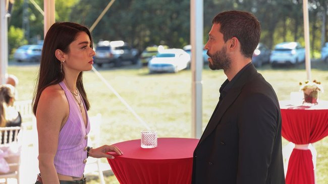 Muhtemel Aşk zirveyi bırakmıyor!
