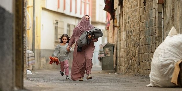 Sevdan Bir Ateş sosyal medyada rekorlara koşuyor!