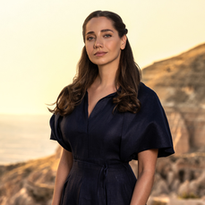 Özge Özacar